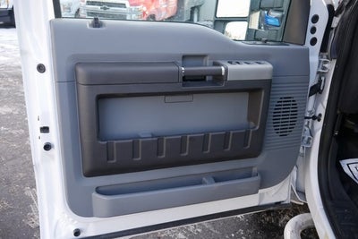 2013 Ford F-550SD XLT DRW w/Flatbed Body