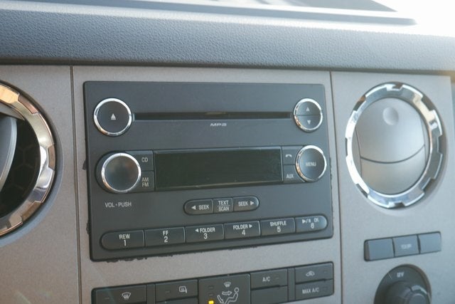 2013 Ford F-550SD XLT DRW w/Flatbed Body