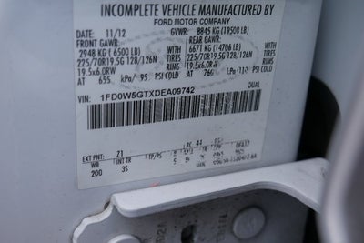 2013 Ford F-550SD XLT DRW w/Flatbed Body