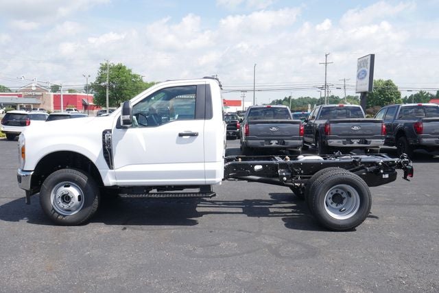 2026 Ford F-350SD XL DRW
