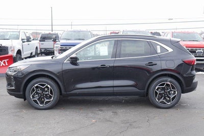 2026 Ford Escape Platinum