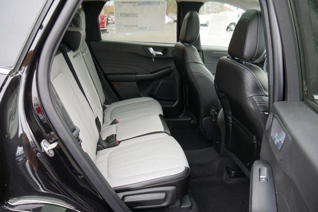 2026 Ford Escape Platinum