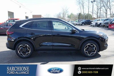 2026 Ford Escape Hybrid Platinum