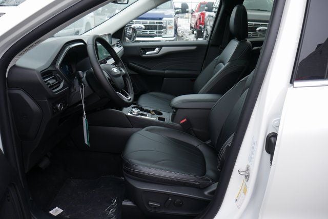 2026 Ford Escape Hybrid Platinum