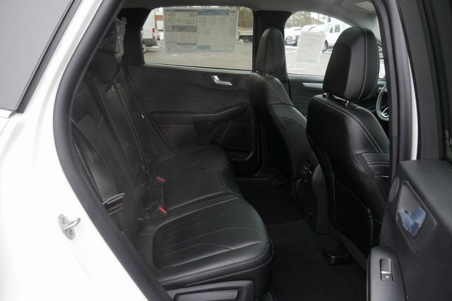 2026 Ford Escape Hybrid Platinum
