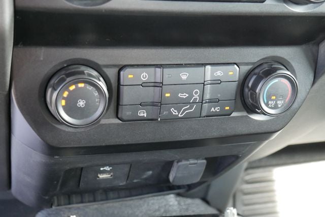 2022 Ford F-250SD XL w/Utility Bed