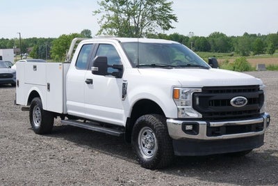 2022 Ford F-250SD XL w/Utility Bed