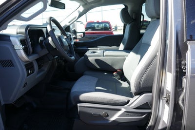 2027 Ford F-350SD XLT