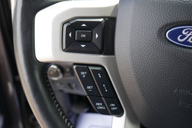2022 Ford F-350SD Lariat