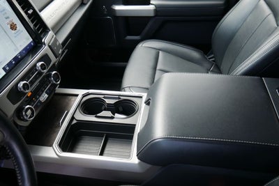 2022 Ford F-350SD Lariat