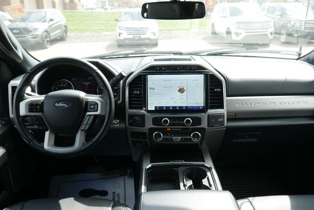 2022 Ford F-350SD Lariat