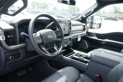 2026 Ford F-350SD Platinum DRW
