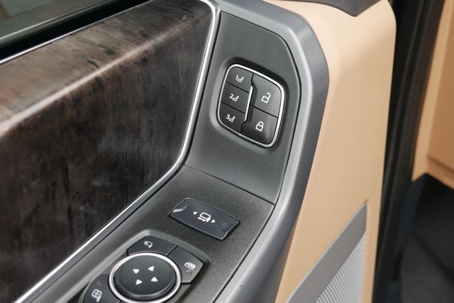 2023 Ford F-450SD Lariat DRW