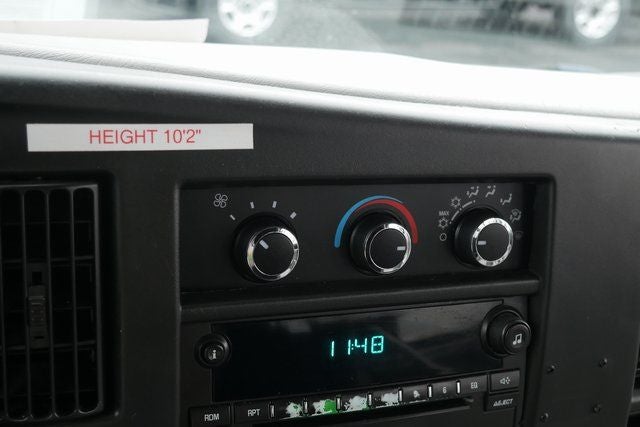 2014 Chevrolet Express 4500 Base Cutaway