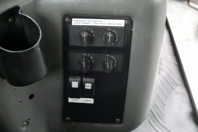 2014 Chevrolet Express 4500 Base Cutaway