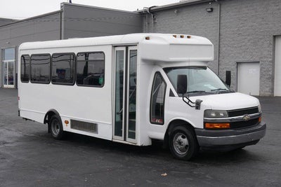 2014 Chevrolet Express 4500 Base Cutaway