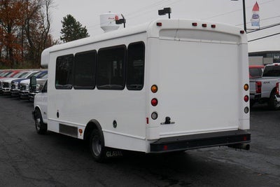 2014 Chevrolet Express 4500 Base Cutaway