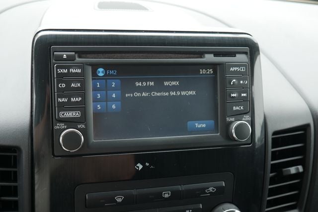 2015 Nissan Titan SV