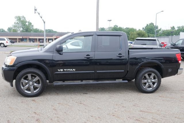 2015 Nissan Titan SV