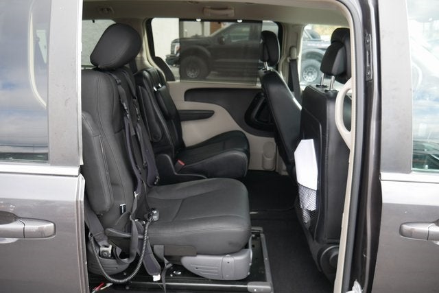 2015 Chrysler Town & Country Touring