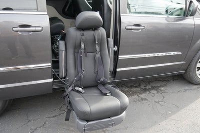 2015 Chrysler Town & Country Touring