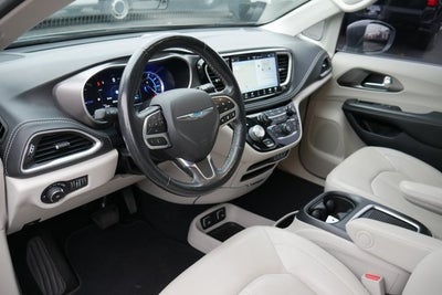 2021 Chrysler Pacifica Hybrid Touring L