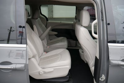 2021 Chrysler Pacifica Hybrid Touring L