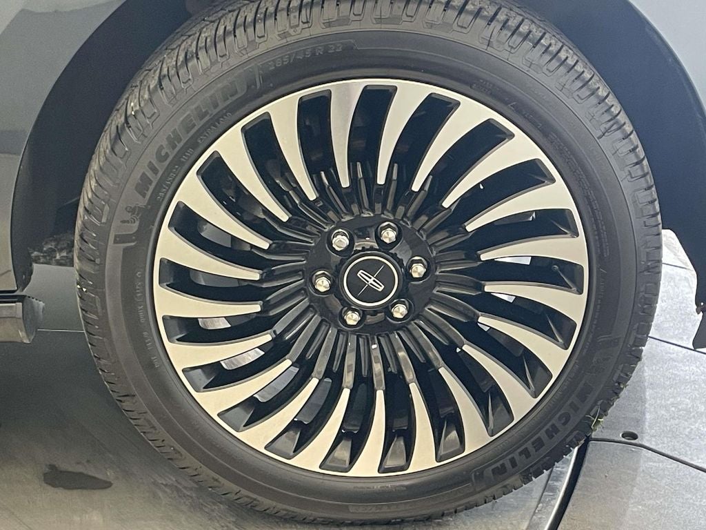 2021 Lincoln Navigator Black Label
