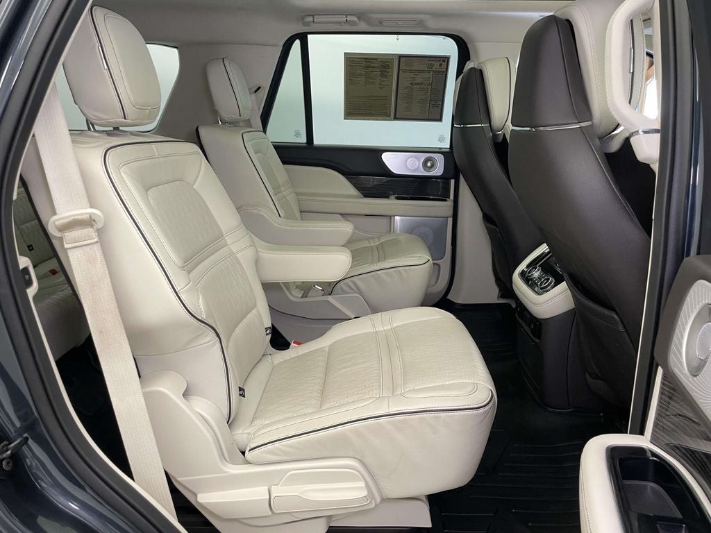 2021 Lincoln Navigator Black Label