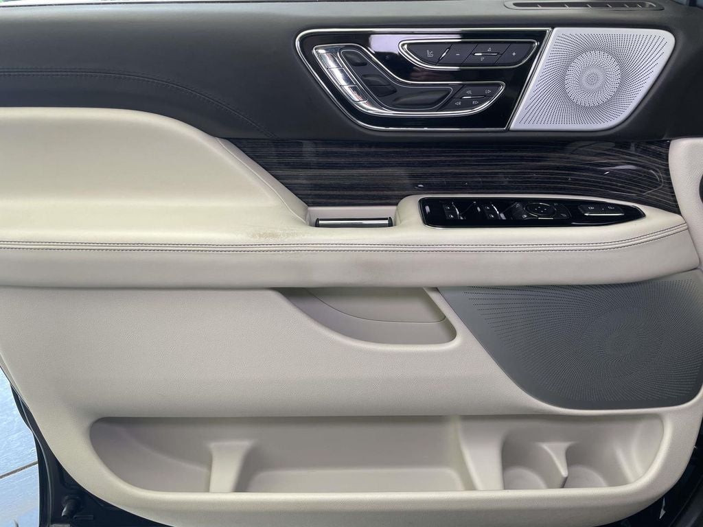 2021 Lincoln Navigator Black Label
