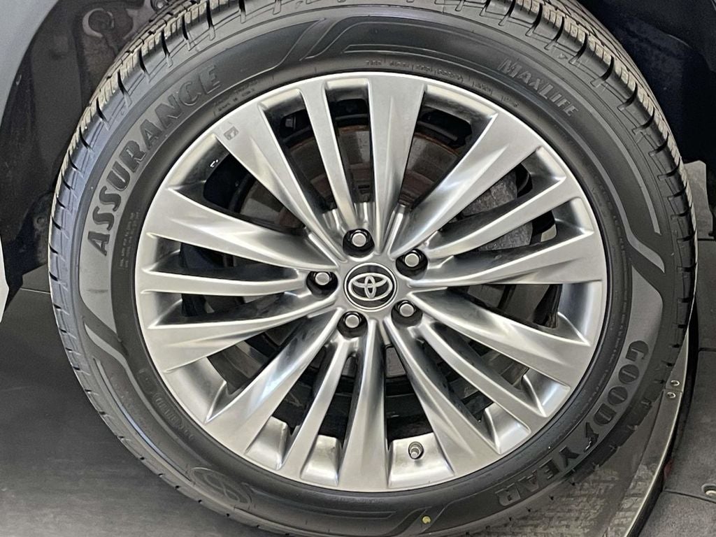 2024 Toyota Highlander Platinum