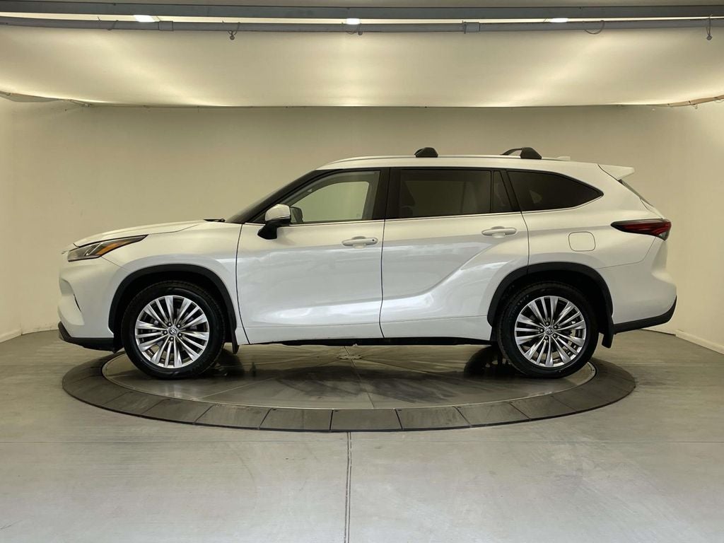 2024 Toyota Highlander Platinum