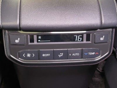 2024 Toyota Highlander Platinum