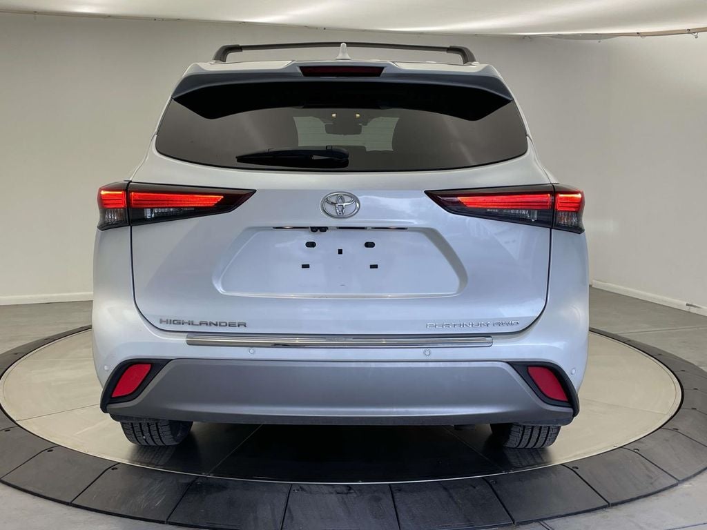 2024 Toyota Highlander Platinum