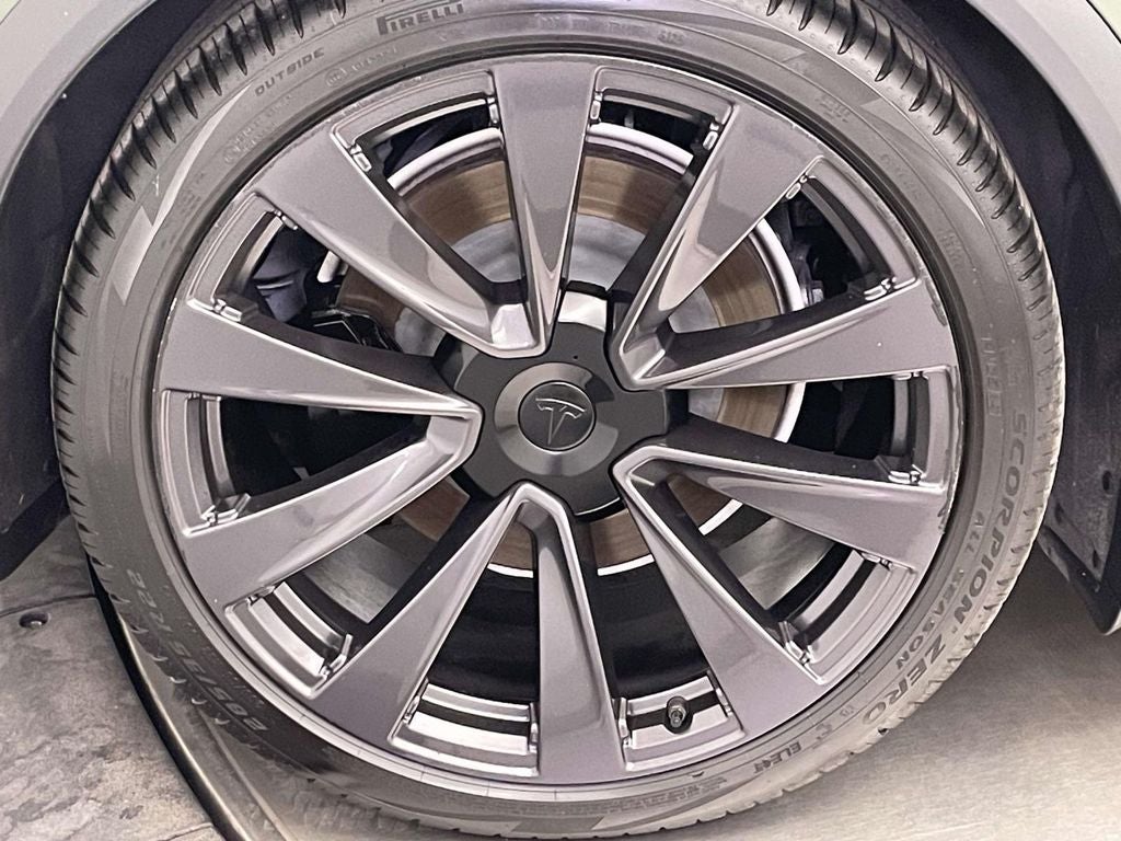 2025 Tesla Model X Base