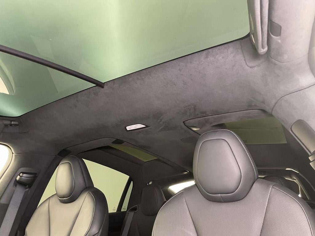 2025 Tesla Model X Base