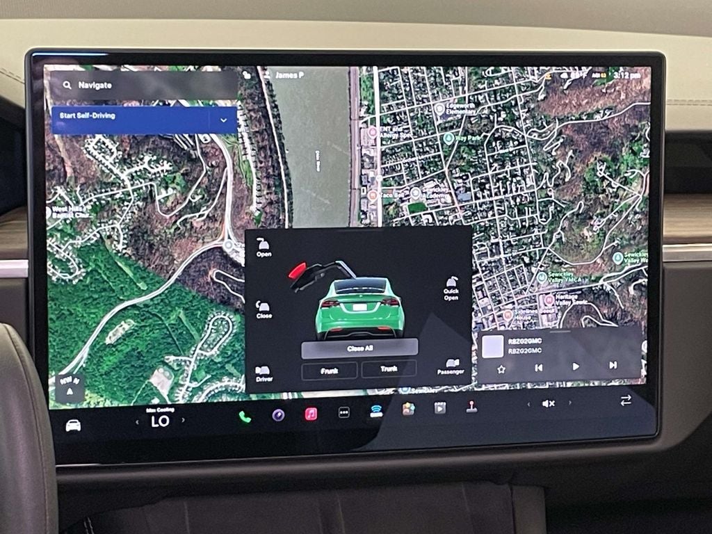 2025 Tesla Model X Base