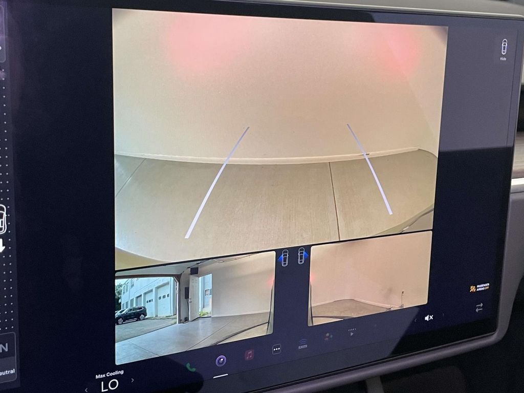 2025 Tesla Model X Base