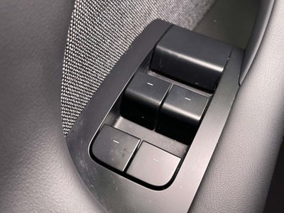 2025 Tesla Model X Base