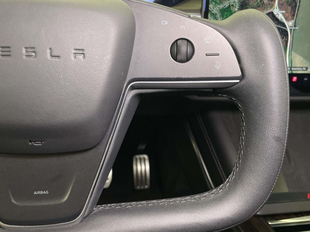 2025 Tesla Model X Base