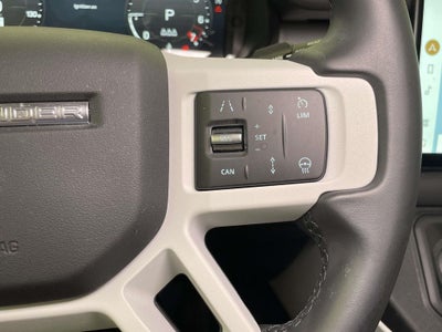 2025 Land Rover Defender 90 X-Dynamic SE