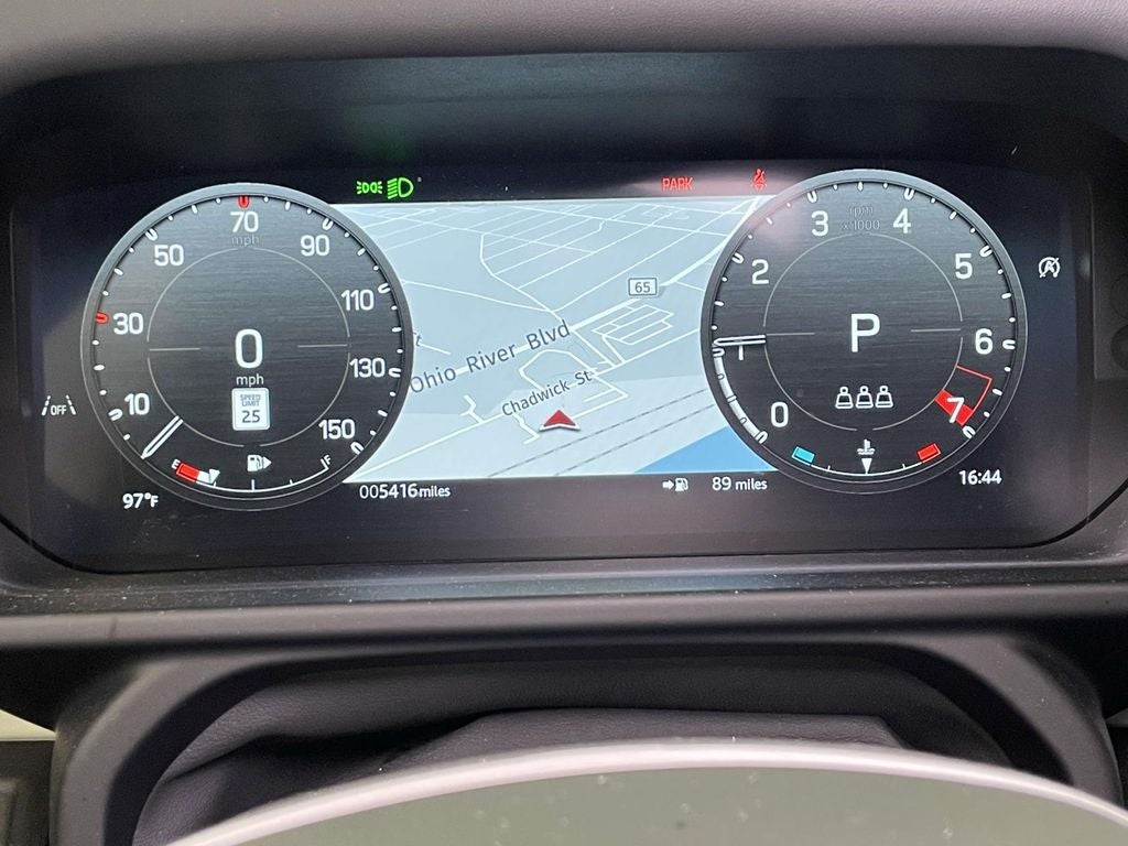 2025 Land Rover Defender 90 X-Dynamic SE