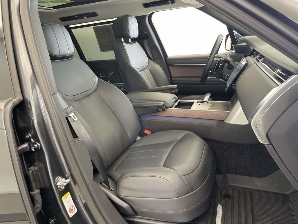 2025 Land Rover Range Rover SE LWB