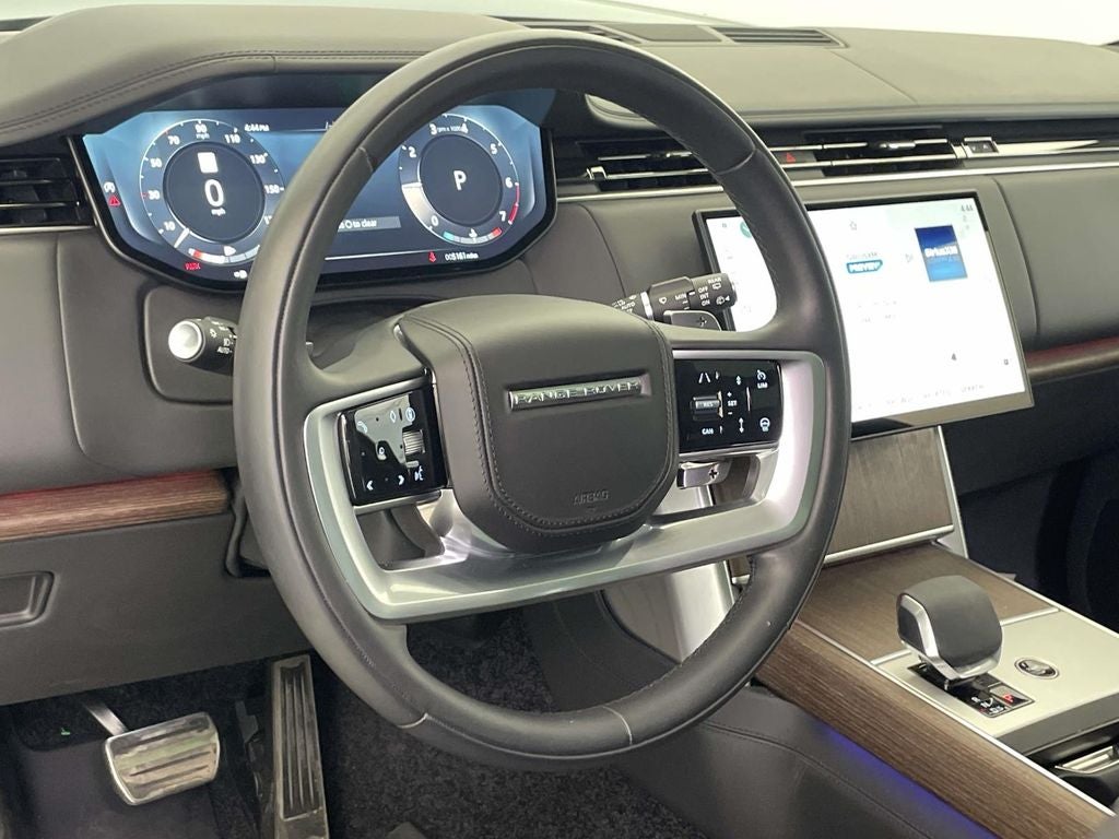 2025 Land Rover Range Rover SE LWB