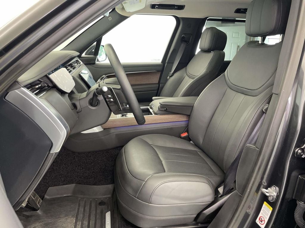 2025 Land Rover Range Rover SE LWB