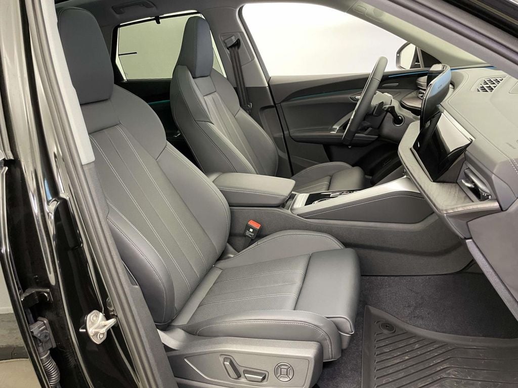 2025 Audi Q5 2.0T Premium Plus quattro