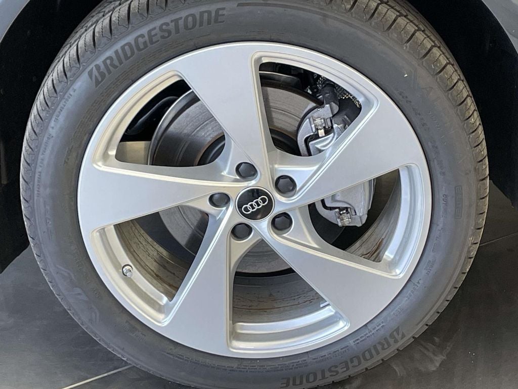2025 Audi Q5 2.0T Premium Plus quattro