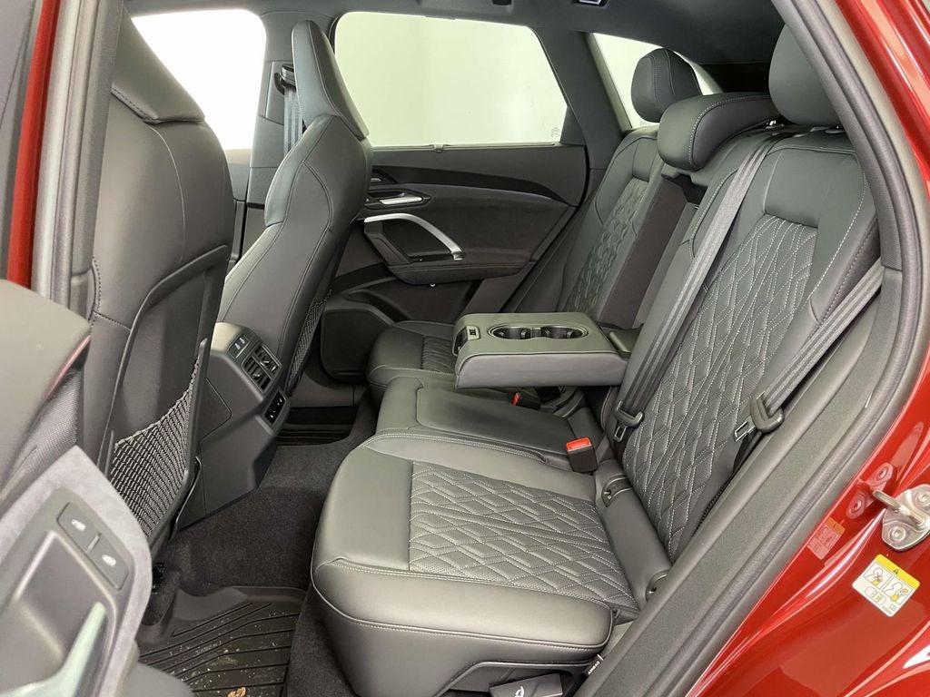 2025 Audi SQ5 3.0T Prestige quattro