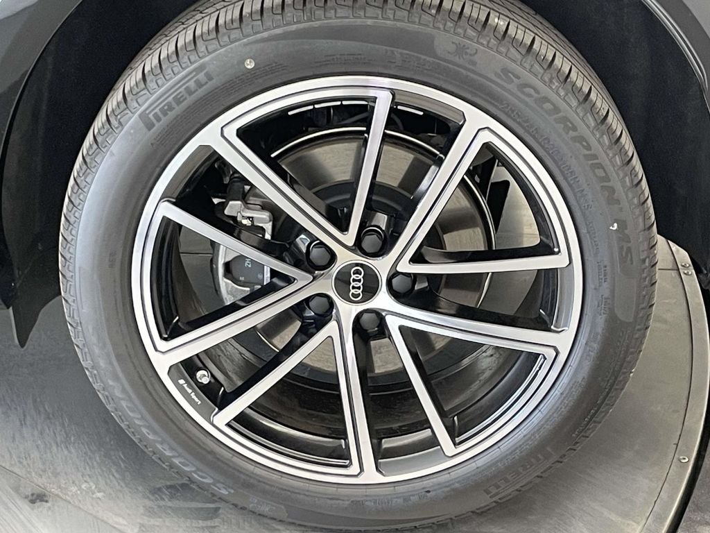 2026 Audi Q5 2.0T Premium Plus quattro