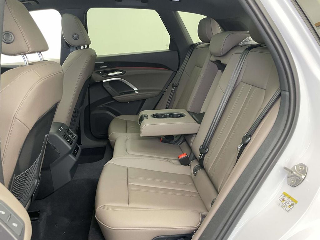 2026 Audi Q5 2.0T Premium Plus quattro